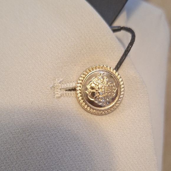 V-neck Lightweight Slim Trendy Vest With Pockets - Picture 9 of 9